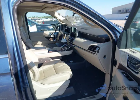 2019 Lincoln Navigator Reserve z USA, uszkodzony, nr VIN 5LMJJ2LT3KEL20057